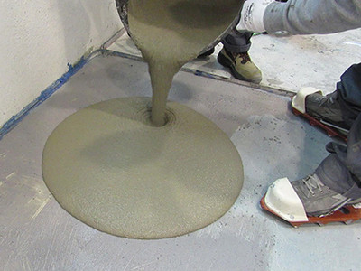 SOLIDONE Fluido Саморазливен - Бързо втвърдяващ се разтвор за замазки на циментова основа  - 25 кг